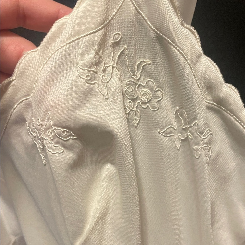 Embroidered Vintage Slip - Picture 2 of 9